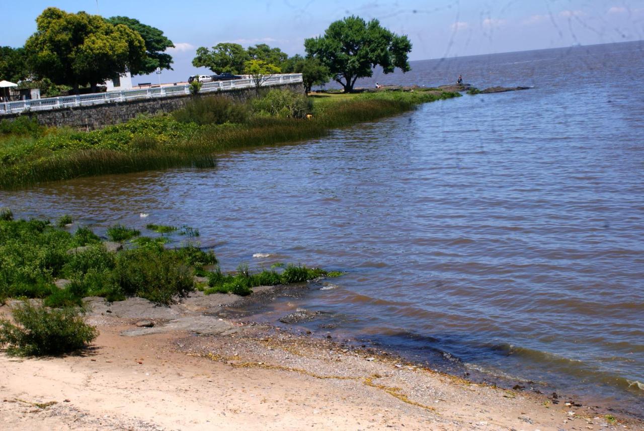Estudio Taller De Tejas Colonia